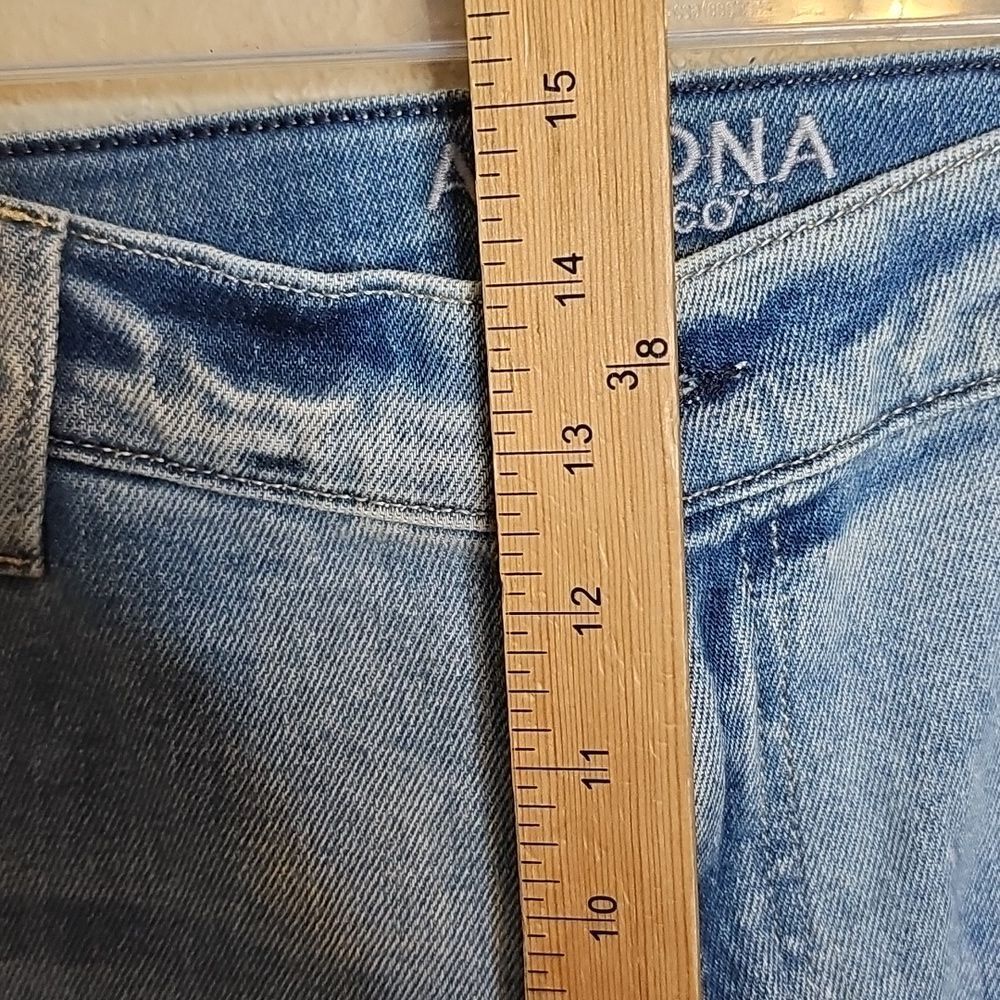 NWT Mushroom‎ Embroidered Mom Jeans Arizona Jean Company Blue Distressed 21 - Picture 7 of 10